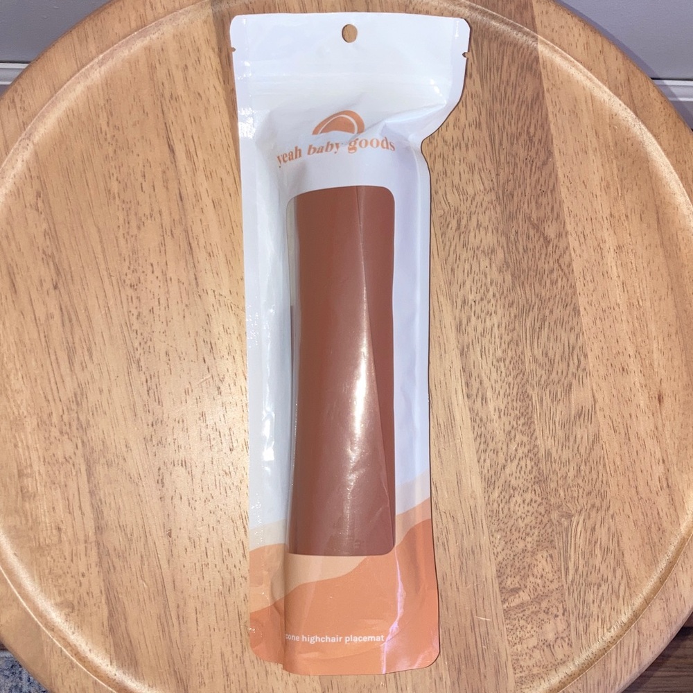 #181. 🆕 NWOT - Yeah Baby Goods - Silicone Highchair Placemat in Brown
